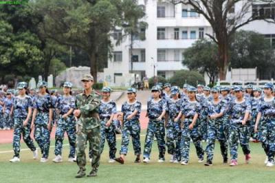 温岭职业中等专业学校2020年学费、收费多少