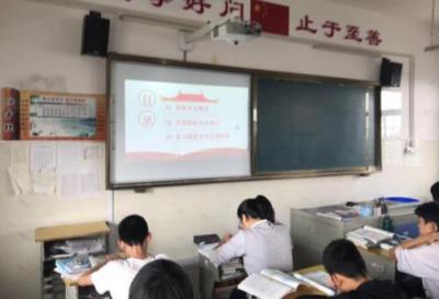 四川省中江县广福中学教室